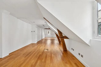 Bureau dans Paris à louer Photo intérieure- Image 1 de 11