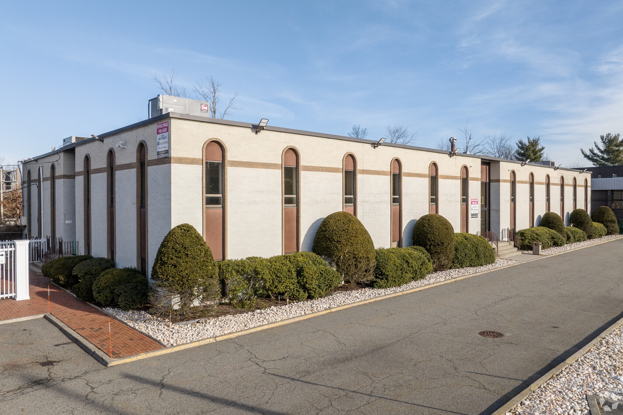 40 Galesi Dr, Wayne, NJ for lease Primary Photo- Image 1 of 38