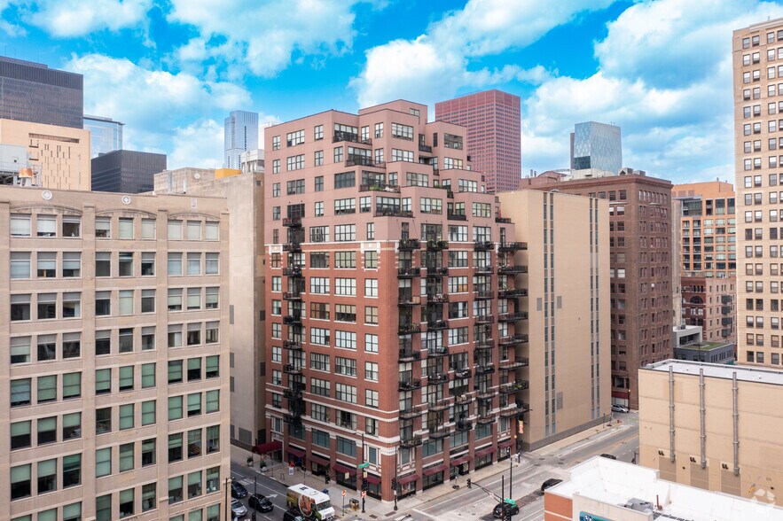 80 W Harrison St, Chicago, IL à louer - Photo du bâtiment - Image 2 de 7