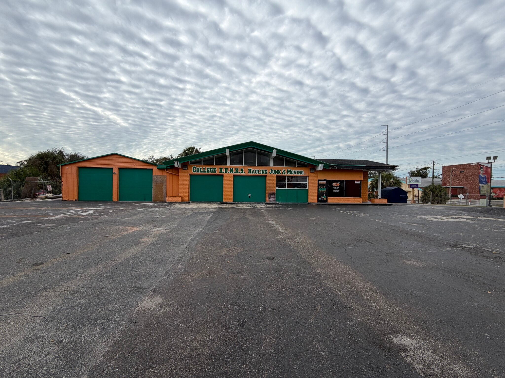 10150 N Florida Ave, Tampa, FL for lease Primary Photo- Image 1 of 20