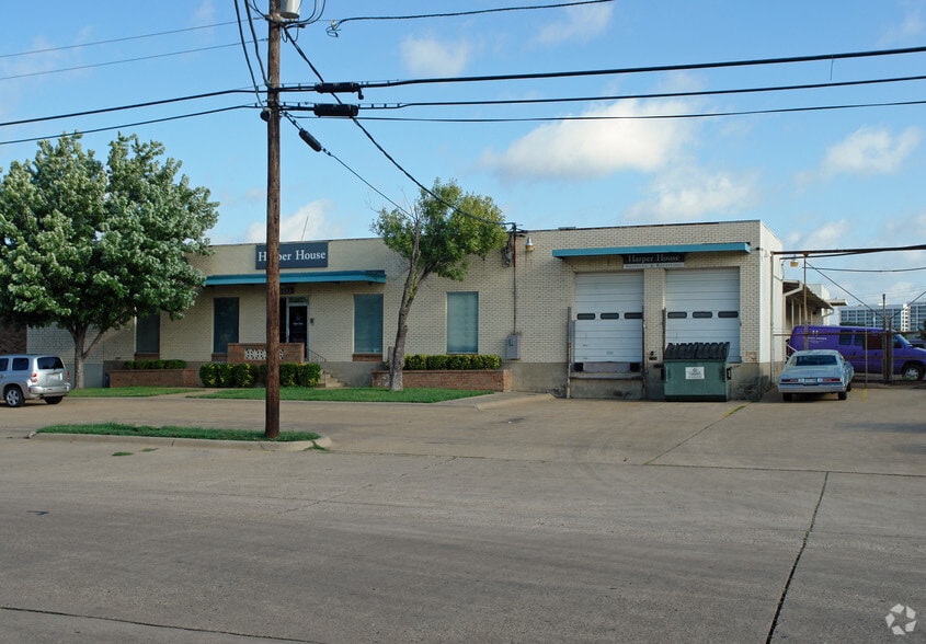 1153 Quaker St, Dallas, TX à vendre - Photo du bâtiment - Image 3 de 4