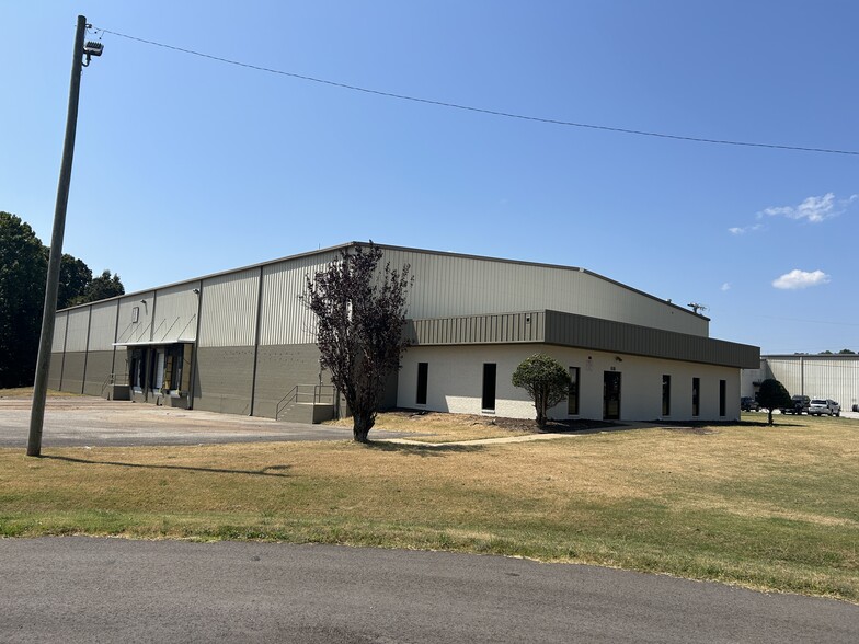 68 College Park Cv, Jackson, TN for lease - Building Photo - Image 3 of 10