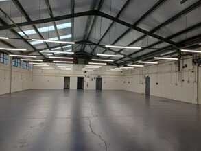 14-16 Iliffe Av, Oadby for lease Interior Photo- Image 2 of 9