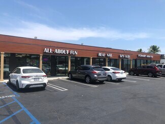 Plus de détails pour 4130-4146 Paramount Blvd, Lakewood, CA - Commerce de détail à louer
