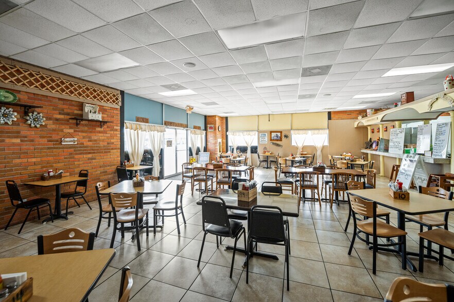 22272 State Highway 59, Robertsdale, AL à vendre - Photo intérieure - Image 3 de 12