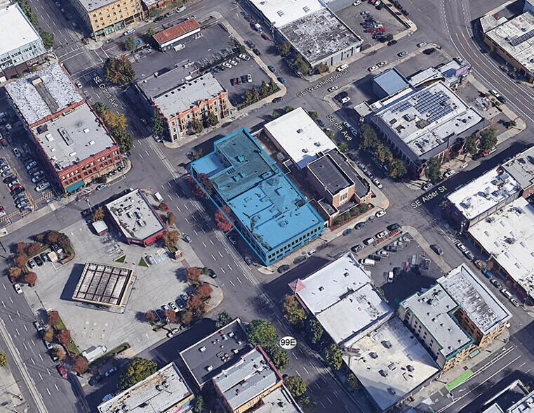 614-636 Grand, Portland, OR à vendre - Photo du bâtiment - Image 2 de 2