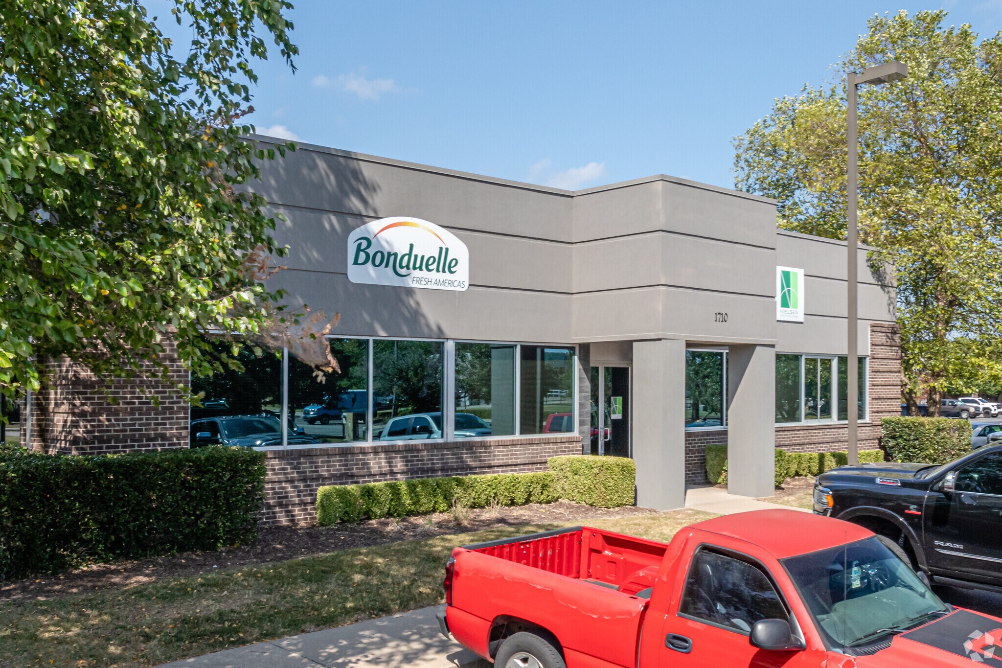 1710 SW Commerce Dr, Bentonville, AR for sale Building Photo- Image 1 of 1