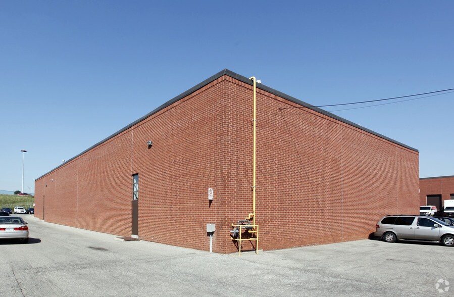 5380 Timberlea Blvd, Mississauga, ON à louer - Photo du bâtiment - Image 2 de 2