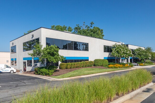 More details for 109 Carpenter Dr, Sterling, VA - Office for Lease