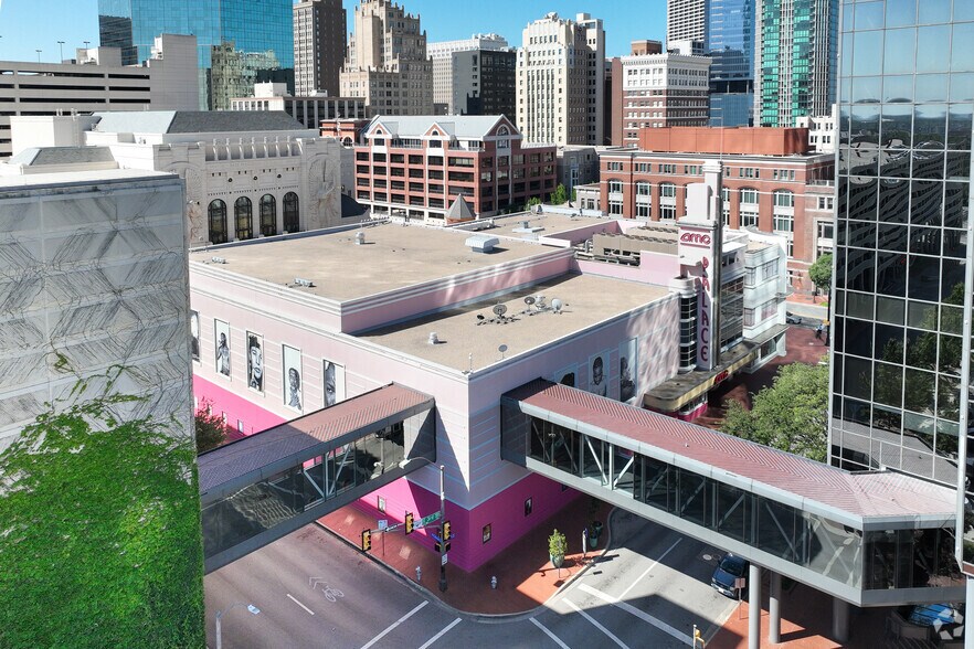 401 Commerce St, Fort Worth, TX for lease - Aerial - Image 2 of 4