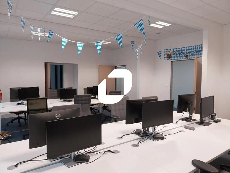 Bureau dans Nantes à louer - Photo du bâtiment - Image 3 de 19