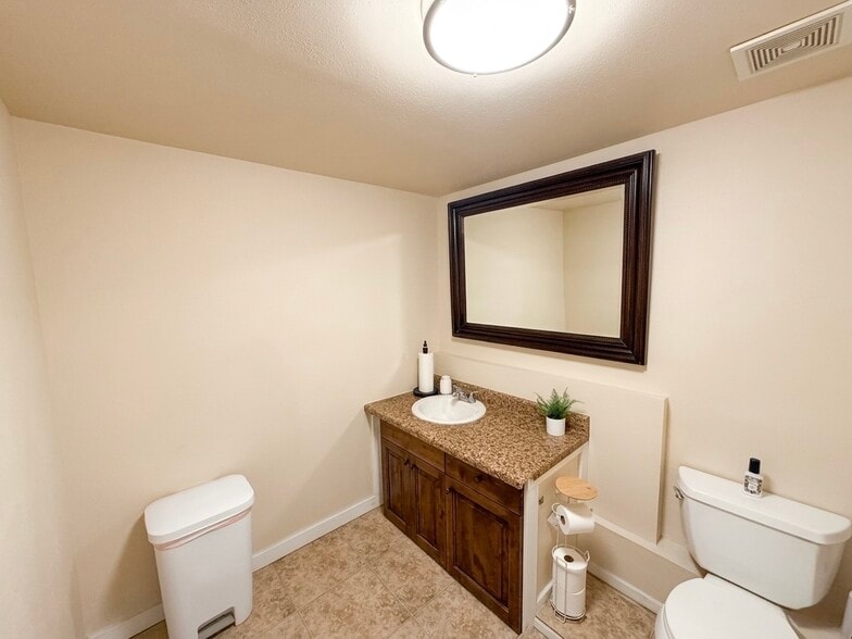 134 W Main St, Rigby, ID à louer - Photo du bâtiment - Image 2 de 3