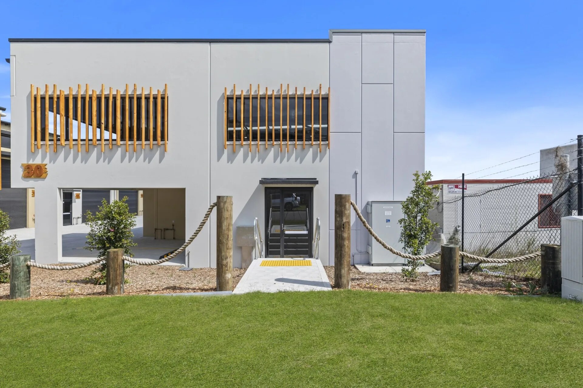 30 Accolade Ave, Morisset à louer Photo du bâtiment- Image 1 de 7