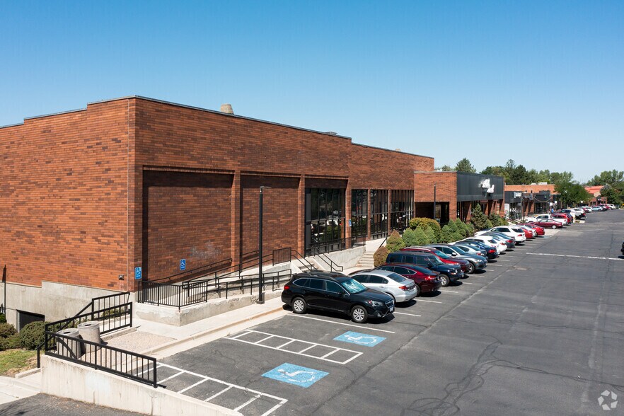 4844 S Highland Dr, Salt Lake City, UT à louer - Photo du bâtiment - Image 1 de 11