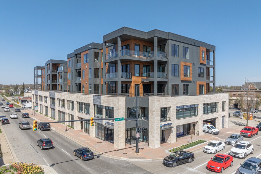 159 S River Ave, Holland, MI à louer - Photo du bâtiment - Image 1 de 7