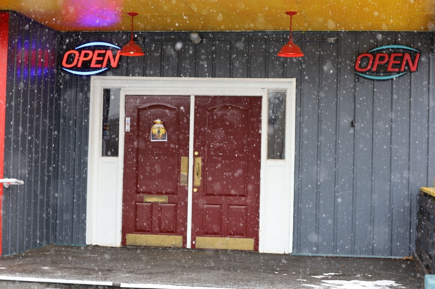 883 North Ave, Battle Creek, MI à vendre - Photo du bâtiment - Image 3 de 11