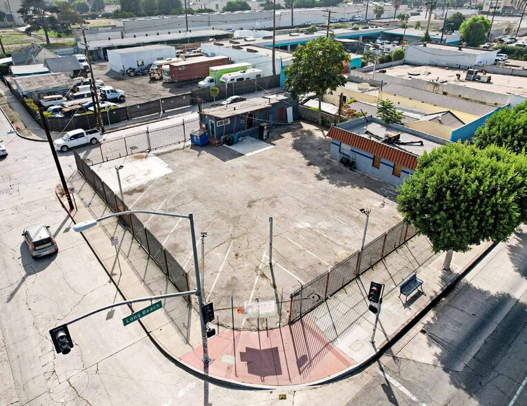 310 N Long Beach Blvd, Compton, CA for sale - Building Photo - Image 2 of 3