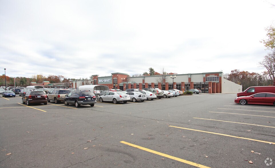 255-265 W Main St, Avon, CT à louer - Photo du bâtiment - Image 1 de 9