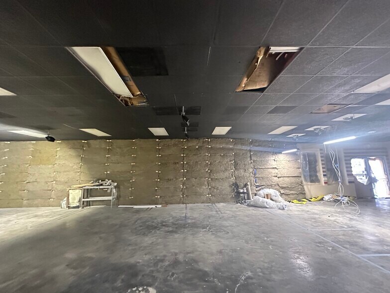 1720 S McCall Rd, Englewood, FL à louer - Photo du bâtiment - Image 3 de 11