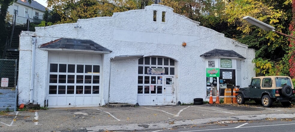 Pelham Road Redevelopment portfolio of 2 properties for sale on LoopNet.ca - Building Photo - Image 3 of 15