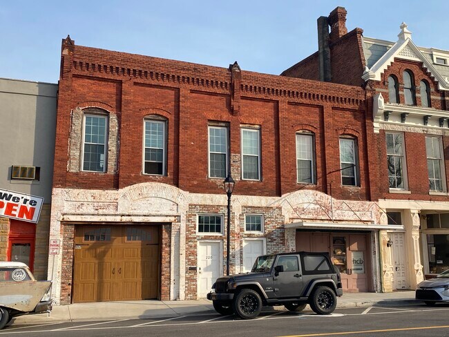 Plus de détails pour 220-222 6th St, Augusta, GA - Commerce de détail à vendre