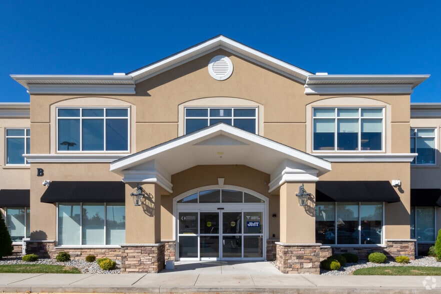 1198 S Governors Ave, Dover, DE for lease - Building Photo - Image 3 of 16