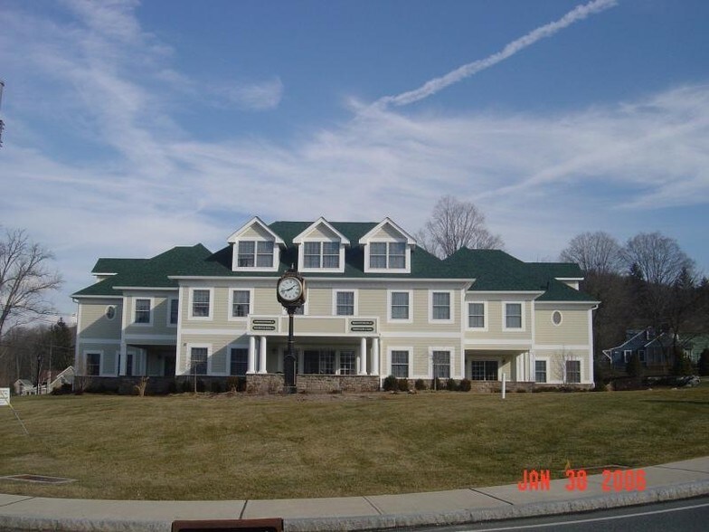 101 Main St, Sparta, NJ à vendre - Photo principale - Image 1 de 4