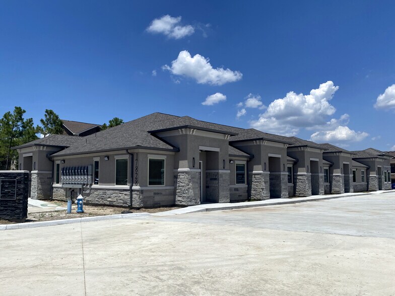 17820 Mound Rd, Cypress, TX à louer - Photo du bâtiment - Image 3 de 19