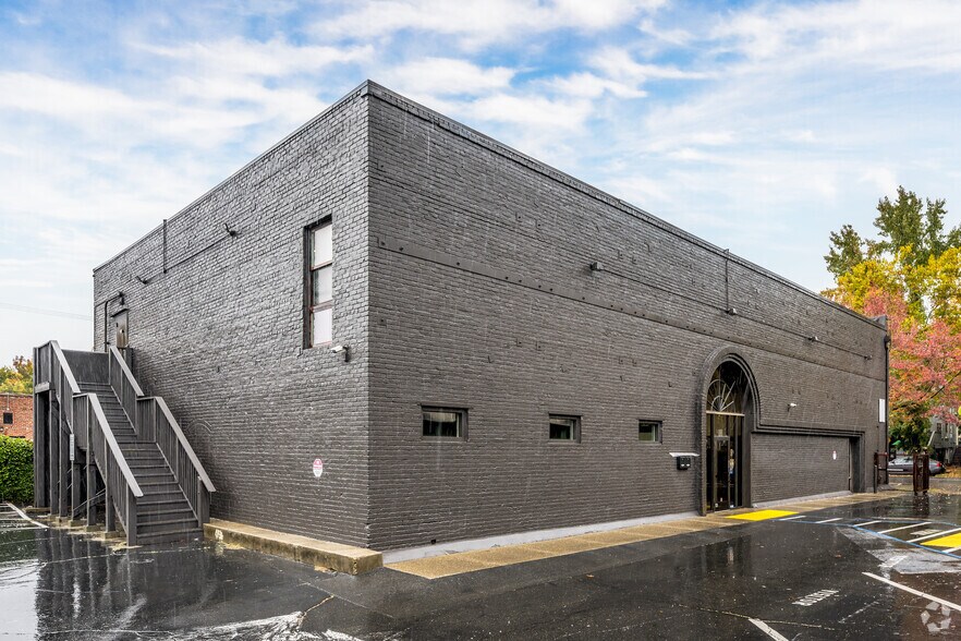 2020 I St, Sacramento, CA for lease - Building Photo - Image 3 of 13