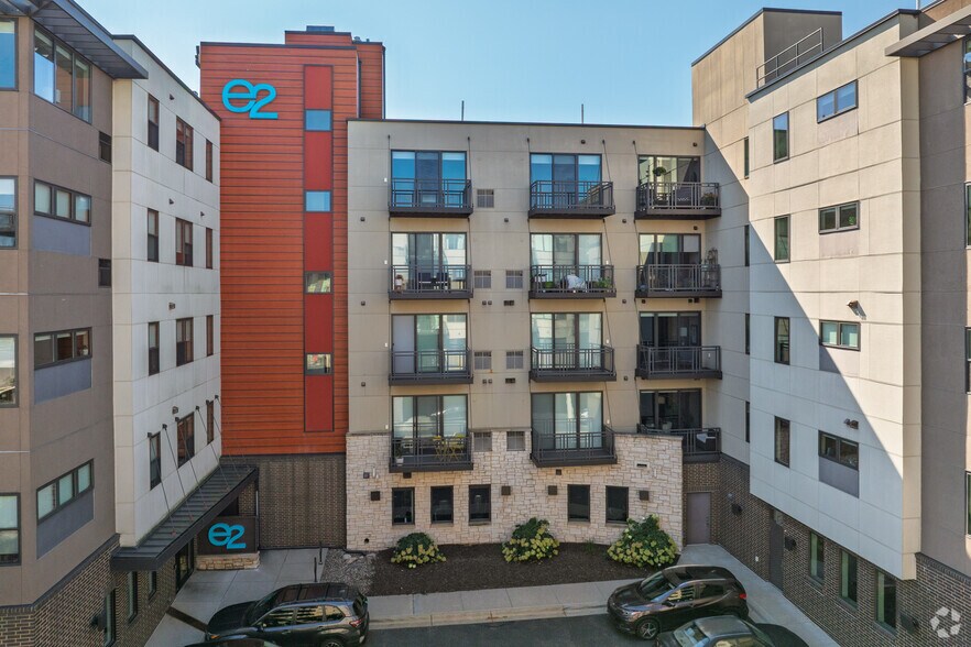 3924 Excelsior Blvd, Minneapolis, MN for sale - Building Photo - Image 3 of 4