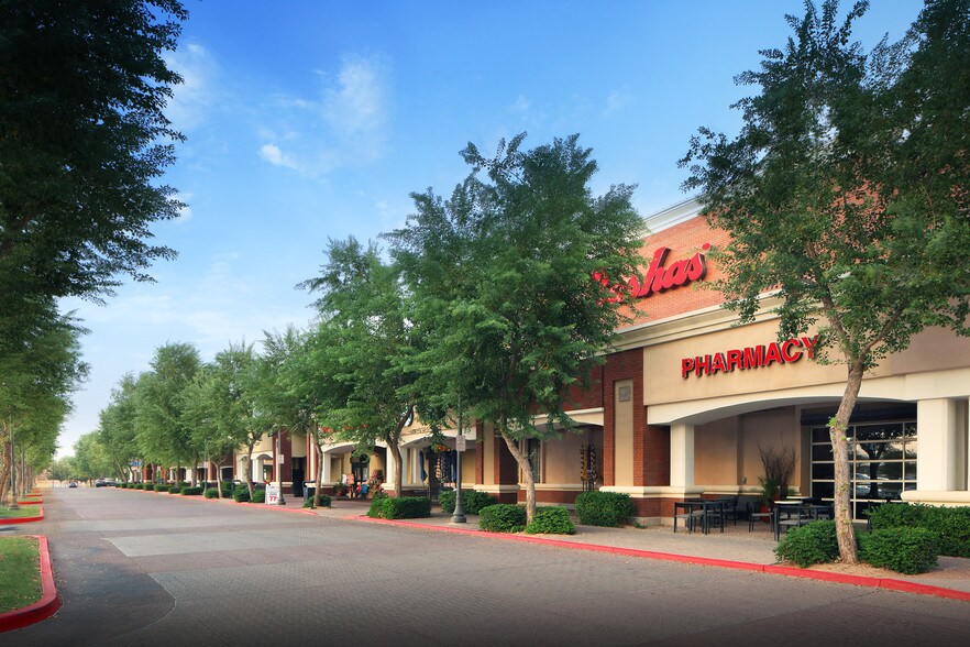 67 S Higley Rd, Gilbert, AZ à louer - Photo du bâtiment - Image 1 de 13