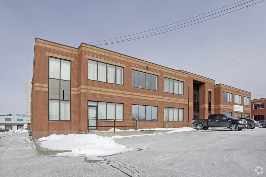 1167 Ringwell Dr, Newmarket, ON à vendre - Photo principale - Image 1 de 1