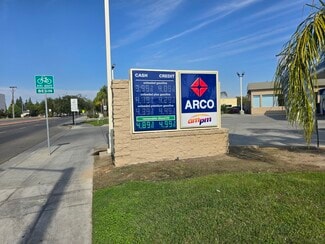 Plus de détails pour 1020 E Shaw Ave, Fresno, CA - Commerce de détail à vendre