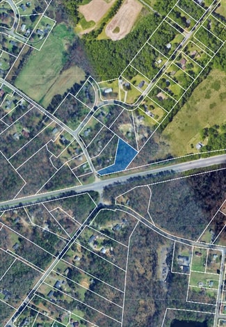 Plus de détails pour 610 N Airport Dr, Highland Springs, VA - Terrain à vendre