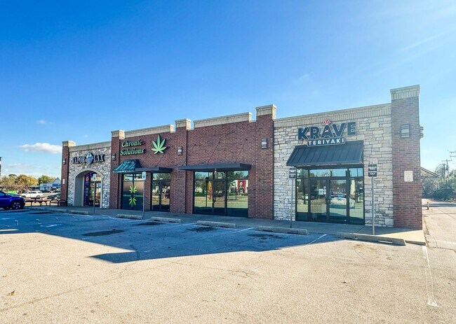 Plus de détails pour 1808 W Lindsey St, Norman, OK - Commerce de détail à louer