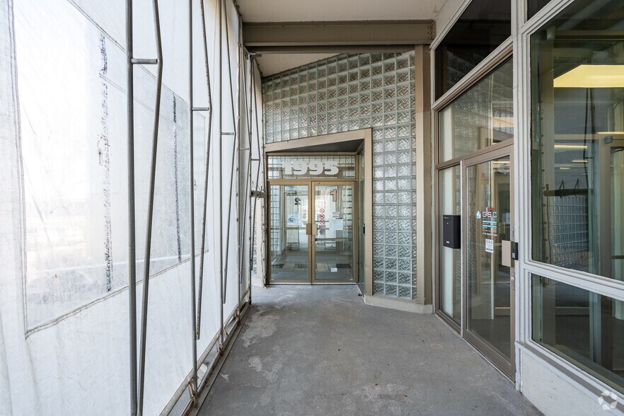 1995 St Frank-Carrel, Québec, QC à louer - Photo du bâtiment - Image 3 de 3