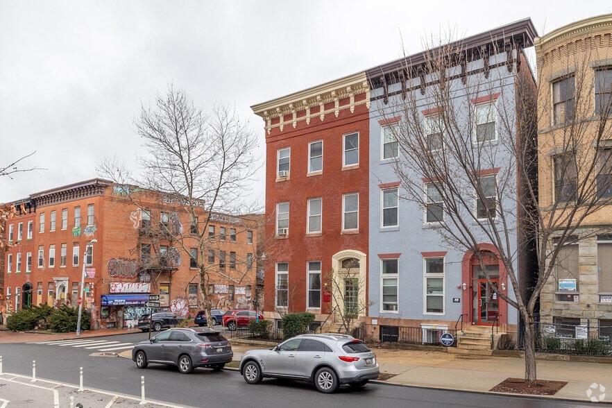 2200 Maryland Ave, Baltimore, MD for sale - Building Photo - Image 2 of 3