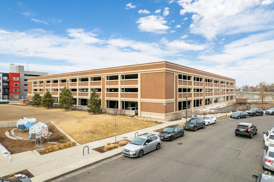100 E Tennessee Ave, Denver, CO à louer - Photo du bâtiment - Image 2 de 5