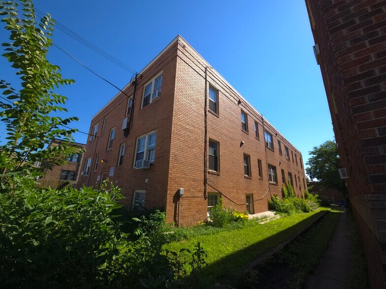 3322 Blaisdell Ave, Minneapolis, MN à vendre - Photo du bâtiment - Image 2 de 27