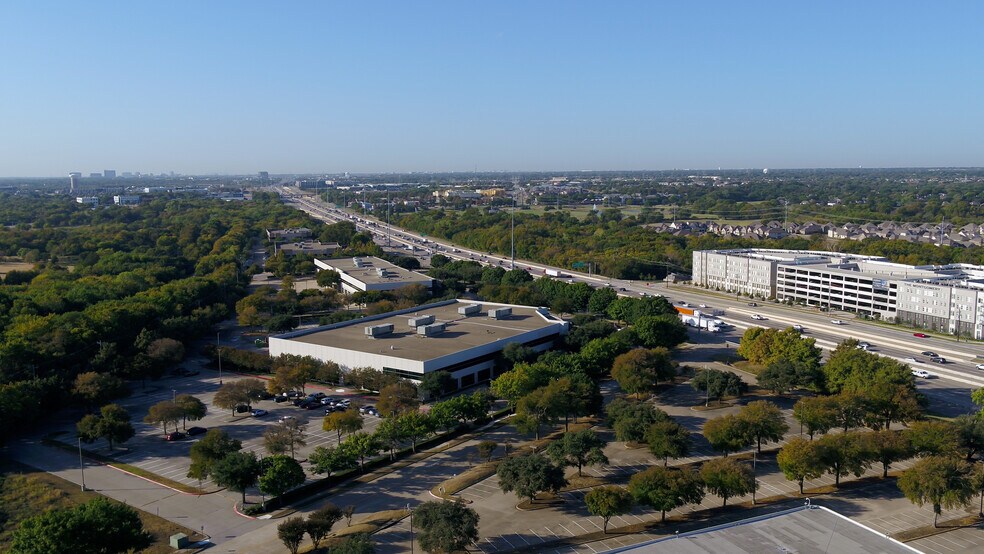 1025 S Central Expy, Allen, TX à vendre - Photo du bâtiment - Image 2 de 9