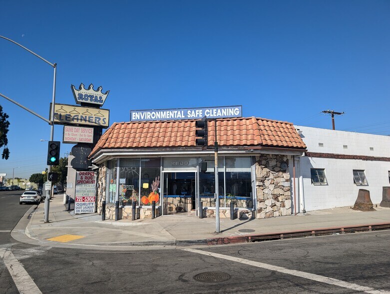 2600 W Beverly Blvd, Montebello, CA à louer - Photo du bâtiment - Image 3 de 12