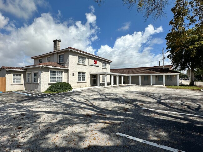 Plus de détails pour 1040 S Federal Hwy, Hollywood, FL - Bureau à vendre