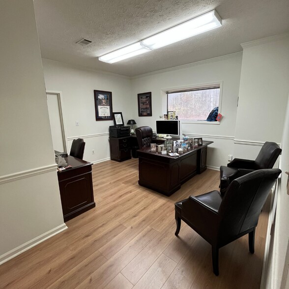 125 Carnes Dr, Fayetteville, GA à vendre - Photo intérieure - Image 2 de 8