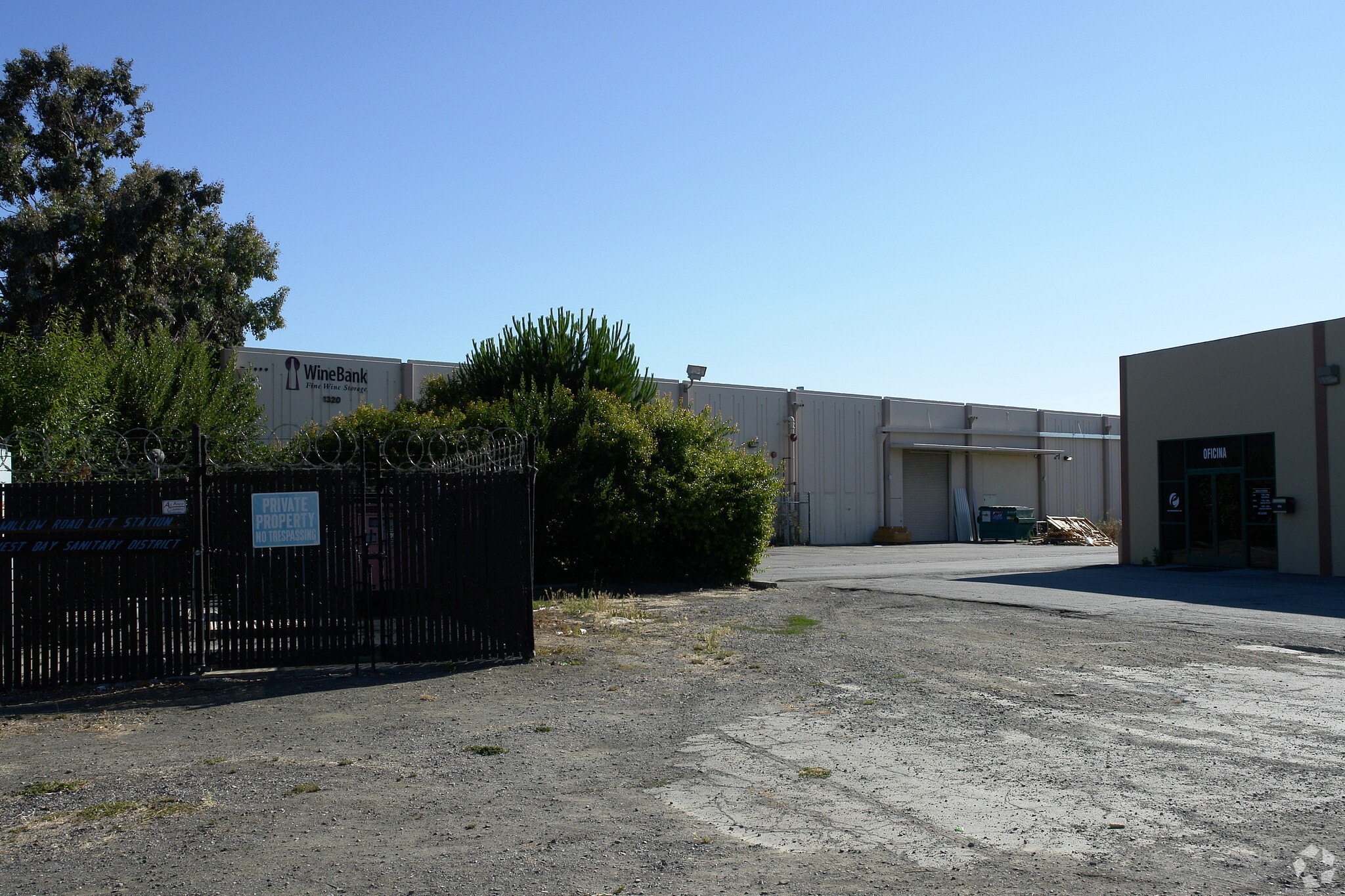 1320 Willow Rd, Menlo Park, CA for lease Primary Photo- Image 1 of 27