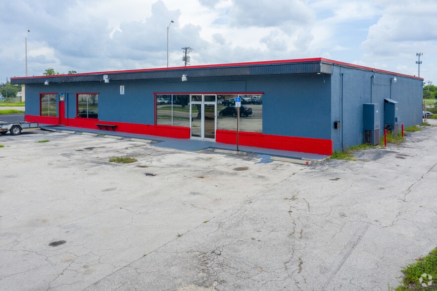 3105 Fowler St, Fort Myers, FL for sale - Building Photo - Image 1 of 14