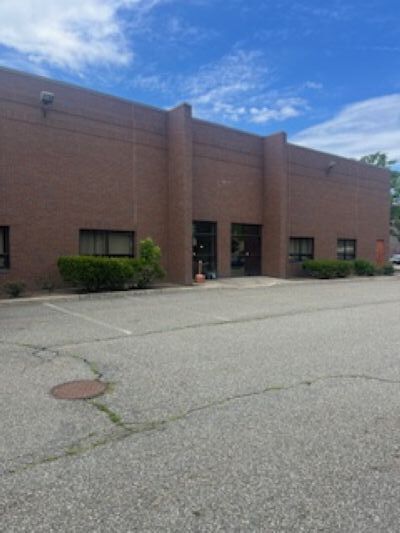 5 N Corporate Dr, Riverdale, NJ for lease - Building Photo - Image 2 of 11