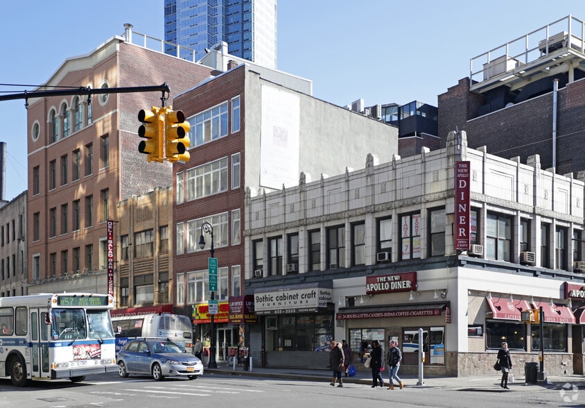 27 Smith St, Brooklyn, NY à louer - Photo du bâtiment - Image 3 de 9