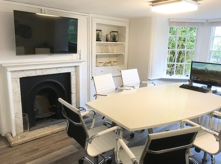 79A High St, Esher for lease - Building Photo - Image 3 of 13