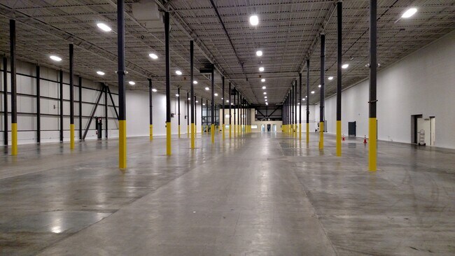 More details for 350R Myles Standish Blvd, Taunton, MA - Industrial for Lease