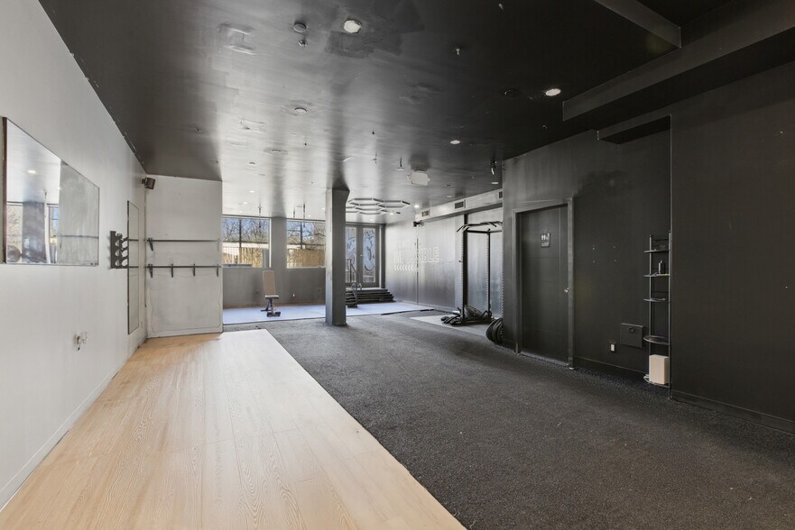 319 Broadway, Brooklyn, NY à louer - Photo du bâtiment - Image 3 de 10